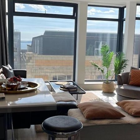 The Pad By The Beach Penthouse Apartment With Sunset And City Views ボーンマス エクステリア 写真